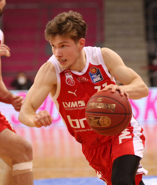 解马德鲁加 解马德鲁加